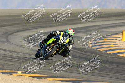 media/Nov-16-2024-CVMA (Sat) [[0e4bb1f32f]]/Race 8-Supersport Middleweight/